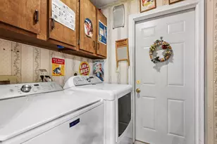 5306 W Winding Creek Dr, McHenry, IL 60050 - Photo 11