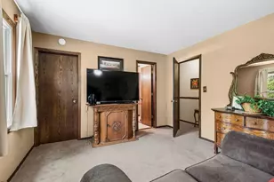 5306 W Winding Creek Dr, McHenry, IL 60050 - Photo 15