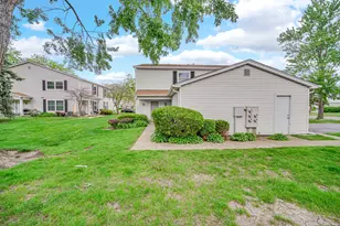 1193 E Barberry Ln, Palatine, IL 60074 - Photo 3