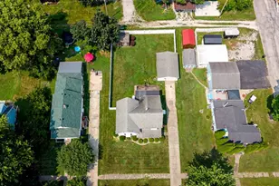 221 E John St, Forrest, IL 61741 - Photo 35