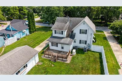 221 E John Street, Forrest, IL 61741 - Photo 37