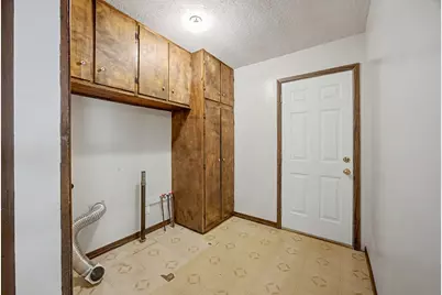 221 E John Street, Forrest, IL 61741 - Photo 19