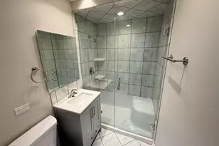 7141 Wolf Rd, Indian Head Park, IL 60525 - Photo 7