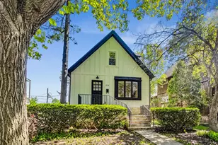 524 Park Ave, Wilmette, IL 60091 - Photo 1