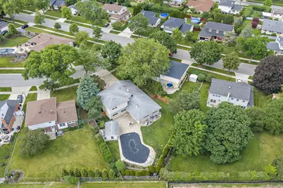 2019 E Avon Lane, Arlington Heights, IL 60004 - Photo 63