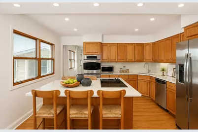 2019 E Avon Lane, Arlington Heights, IL 60004 - Photo 13