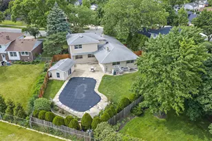 2019 E Avon Ln, Arlington Heights, IL 60004 - Photo 69
