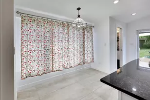 4641 Locust Ave, Glenview, IL 60025 - Photo 11