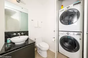 600 N Fairbanks Ct, Chicago, IL 60611 - Photo 11