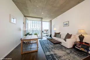 600 N Fairbanks Ct, Chicago, IL 60611 - Photo 9