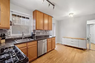 6046 N Francisco Ave, Chicago, IL 60659 - Photo 11