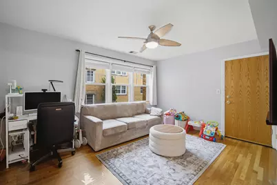 6046 N Francisco Avenue #2W, Chicago, IL 60659 - Photo 7