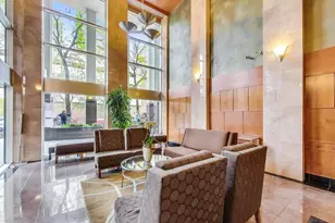 1122 N Clark St, Chicago, IL 60610 - Photo 3