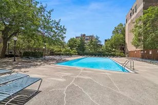 2020 N Lincoln Park W, Chicago, IL 60614 - Photo 13