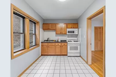 5543 W Diversey Avenue, Chicago, IL 60639 - Photo 11