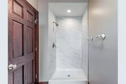 5543 W Diversey Avenue, Chicago, IL 60639 - Photo 23