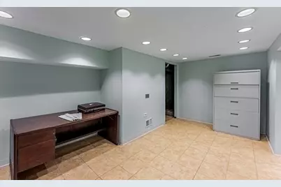 5543 W Diversey Avenue, Chicago, IL 60639 - Photo 17