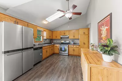 907 Wescott Road, Bolingbrook, IL 60440 - Photo 7