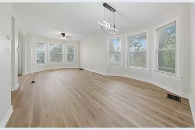 9232 S Essex Avenue, Chicago, IL 60617 - Photo 11