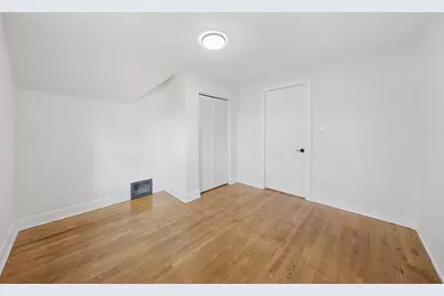 9232 S Essex Avenue, Chicago, IL 60617 - Photo 17