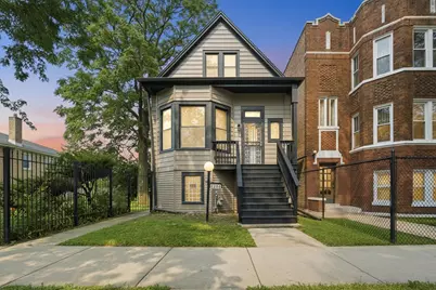 9232 S Essex Avenue, Chicago, IL 60617 - Photo 3