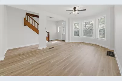 9232 S Essex Avenue, Chicago, IL 60617 - Photo 5