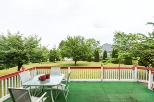 39689 Lynsee Ct, Beach Park, IL 60083 - Photo 7