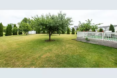 39689 Lynsee Court, Beach Park, IL 60083 - Photo 3