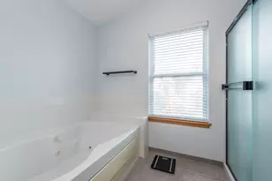 39689 Lynsee Ct, Beach Park, IL 60083 - Photo 23