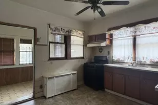 6537 S Francisco Ave, Chicago, IL 60629 - Photo 5