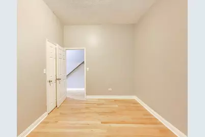 6524 S Eberhart Avenue, Chicago, IL 60637 - Photo 9