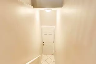 6524 S Eberhart Ave, Chicago, IL 60637 - Photo 19