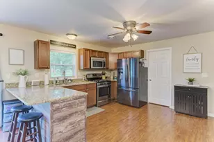 250 Kern St, Braidwood, IL 60408 - Photo 5