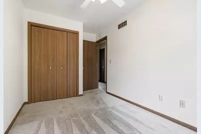 510 E Mulberry Street #1, Bloomington, IL 61701 - Photo 15