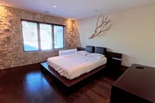 2519 Parkwood Ln, Des Plaines, IL 60018 - Photo 11