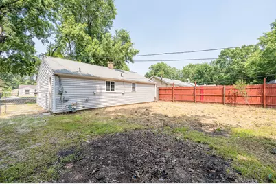 2426 Grape Street, Joliet, IL 60435 - Photo 9