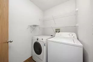 5009 Corning Ct, Plainfield, IL 60586 - Photo 9