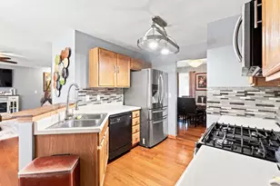 1209 Scott Ct, Dekalb, IL 60115 - Photo 7