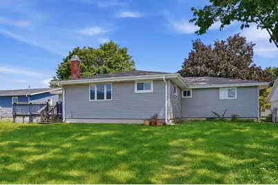 707 E 19th Street, Sterling, IL 61081 - Photo 17