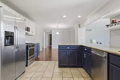 707 E 19th Street, Sterling, IL 61081 - Photo 7