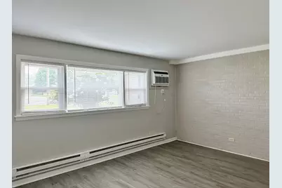 9709 Lorraine Drive #4, Countryside, IL 60525 - Photo 5