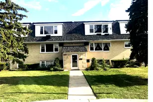 9709 Lorraine Dr, Countryside, IL 60525 - Photo 1
