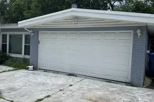 7800 W 98th Pl, Hickory Hills, IL 60457 - Photo 3