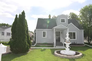105 S Marilyn Ave, Northlake, IL 60164 - Photo 1