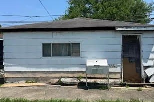 9033 S Dobson Ave, Chicago, IL 60619 - Photo 7