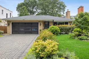 1005 S Brainard Ave, La Grange, IL 60525 - Photo 1