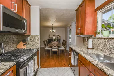 2605 W Vermont Avenue, Waukegan, IL 60087 - Photo 11