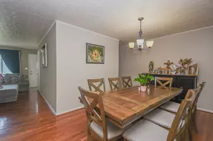 2605 W Vermont Ave, Waukegan, IL 60087 - Photo 9