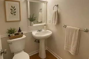 636 W Webster Ave, Chicago, IL 60614 - Photo 11