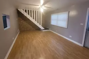 189 Robert Ct, Bartlett, IL 60103 - Photo 5